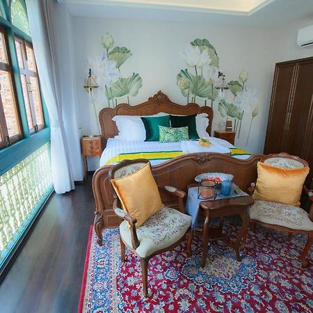 The Knight House Bangkok Appartement Buitenkant foto